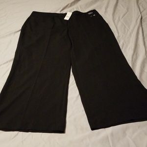 Cropped pants